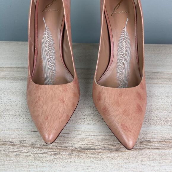 Brian Atwood Masha Heel Blush Pink Nude Tan Stiletto Leather Pumps size 8 Shoes - Picture 9 of 12